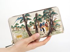 画像4: 【予約限定柄】浮世絵 吉原（よしわら） ぐるっとファスナーの長財布［t］ (4)