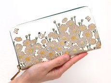 画像4: マーガレット ぐるっとファスナーの長財布［t］ (4)