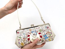 画像4: 【夏限定柄/限定Item】泳ぐま がま口ハンドルクラッチ (4)