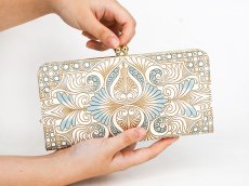 画像4: 完売【予約限定】ロカイユ＜ブルーグレー＞ がま口長財布［t］ (4)