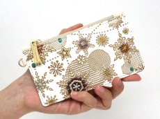 画像5: 【予約限定柄】スノーオーナメント＜ブロンズ＞ すっきりカードケース（金唐柄）［t］ (5)